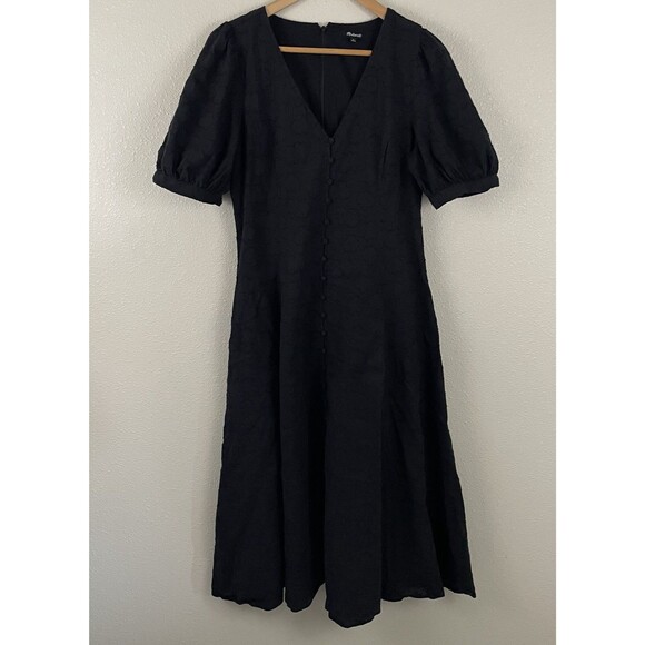Madewell Dresses & Skirts - Madewell Womens 4 Black Floral Jacquard Puff Sleeve Button Front Midi Dress